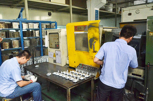 壓鑄公司必讀，壓鑄工藝的實現(xiàn)時的一些問題