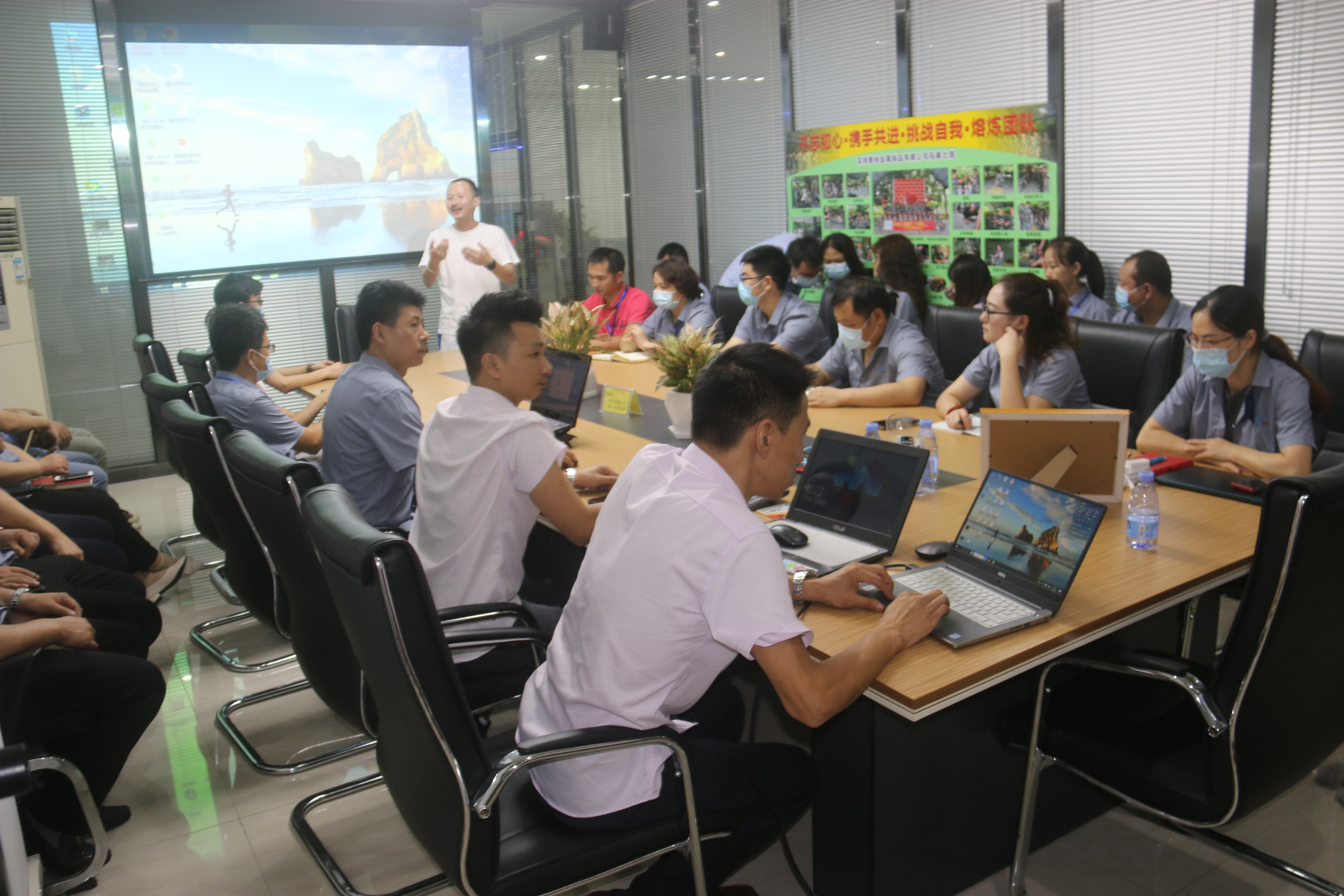 同心協(xié)力、贏在執(zhí)行、共創(chuàng)輝煌-深圳譽格拓展訓(xùn)練回顧